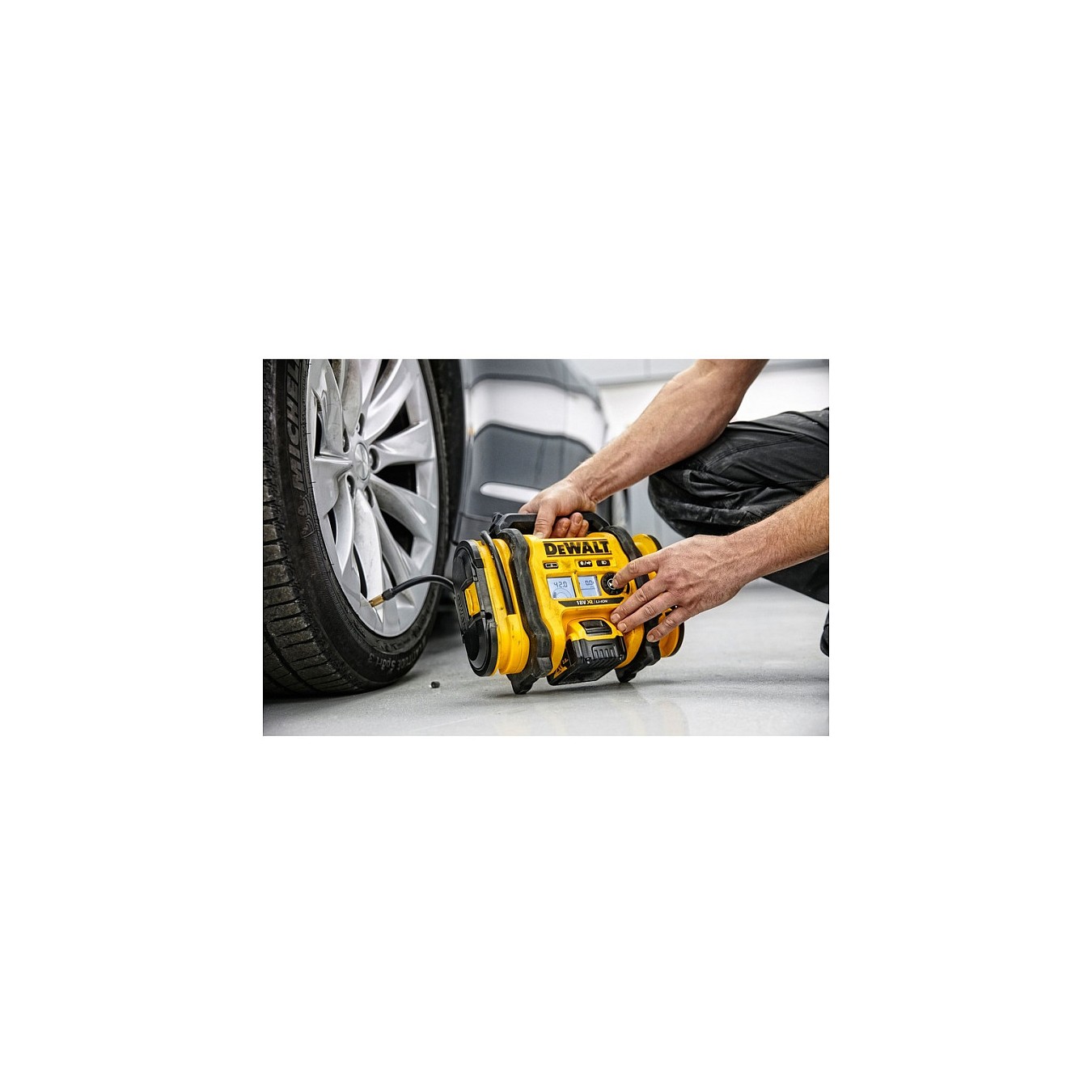 Buy DEWALT Akku-Kompakt-Kompressor in Cyprus, Nicosia, Limassol, Larnaka, Pafos