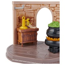 Buy Spinmaster Wizarding World Harry Potter - Hogwarts Zaubertrnke Klassenzimmer Spielset mit exklusiver Harry Potter Sam... in 