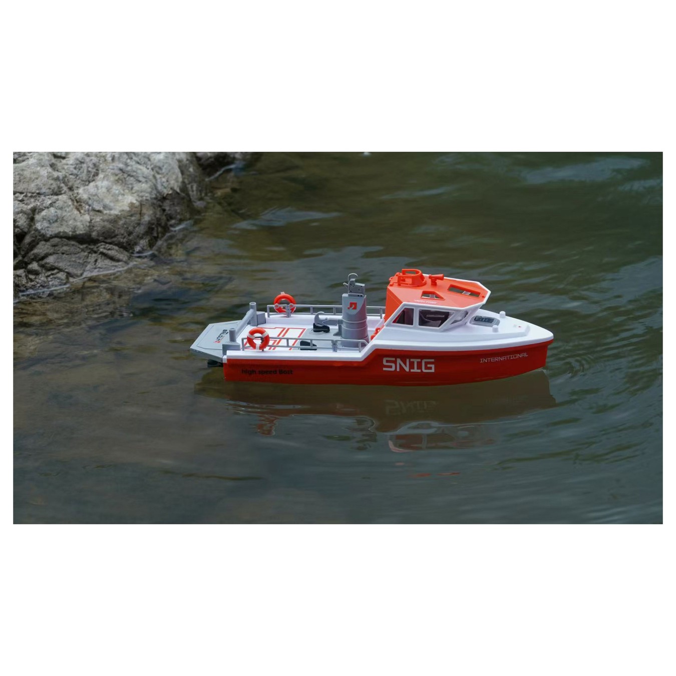 Buy Amewi Rettungsboot Snig Jetantrieb 320mm RTR weiß orang 8+ in Cyprus, Nicosia, Limassol, Larnaka, Pafos