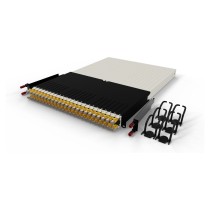 Buy Patchbox patchbox.one Kabeleinzugssystem 30RU STP (1.8 m) mit 24 Kassetten. Patchkabel Cat. 6a. U FTP. PoE. Kabel gelb in Cy