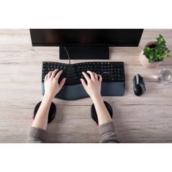 Buy Cherry SLIDEPAD ERGO - Ergonomic Wrist Rest - Black in Cyprus, Nicosia, Limassol, Larnaka, Pafos