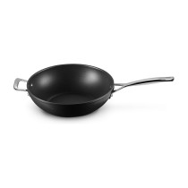 Buy Le Creuset Wok-Pfanne 30cm, schwarz in Cyprus, Nicosia, Limassol, Larnaka, Pafos