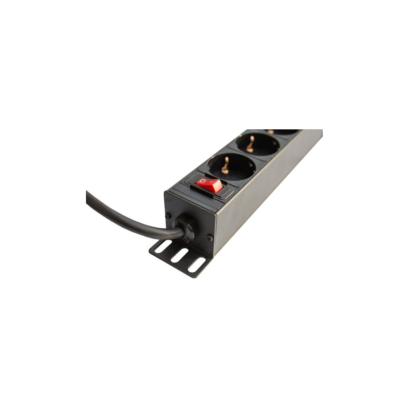 Buy Good Connections 19' PDU Steckdosenleiste 4-fach in Cyprus, Nicosia, Limassol, Larnaka, Pafos