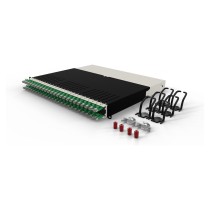 Buy Patchbox patchbox.one Kabeleinzugssystem 8RU STP (0.8 m) mit 24 Kassetten. Patchkabel Cat. 6a. U FTP. PoE. Kabel grün in Cyp