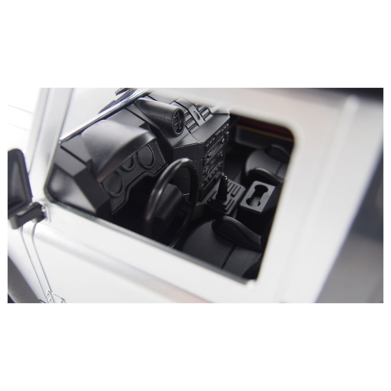 Buy Amewi RC Auto Geländewagen Crawler LiIon Akku 1200mAh 8+ in Cyprus, Nicosia, Limassol, Larnaka, Pafos