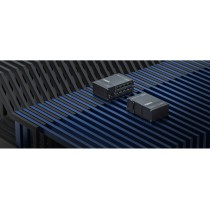 Teltonika TSW040 Unmanaged 8-Port PoE+ Switch - TSW040 - 8x Fast Ethernet, 240W PoE Budget, 48V, Black, Aluminium