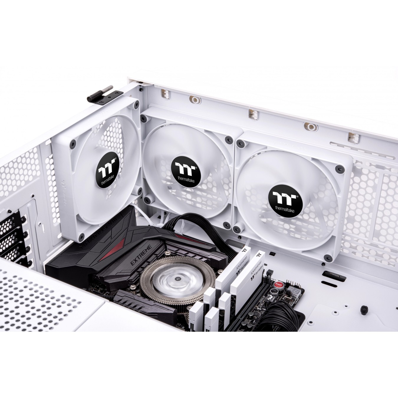 Thermaltake CT140 - White 140mm PC Cooling Fan - 500-1500 RPM - 2 Pack — Buy in Cyprus with Fast Delivery