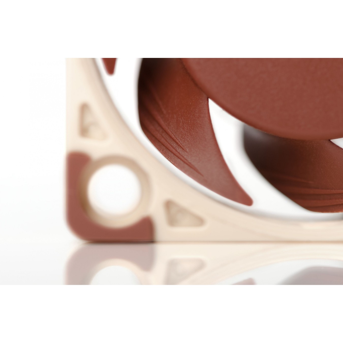 40mm Noctua NF-A4X20 PWM - NF-A4X20 PWM - 40x40x20mm, 4-pin PWM — Buy in Cyprus with Fast Delivery