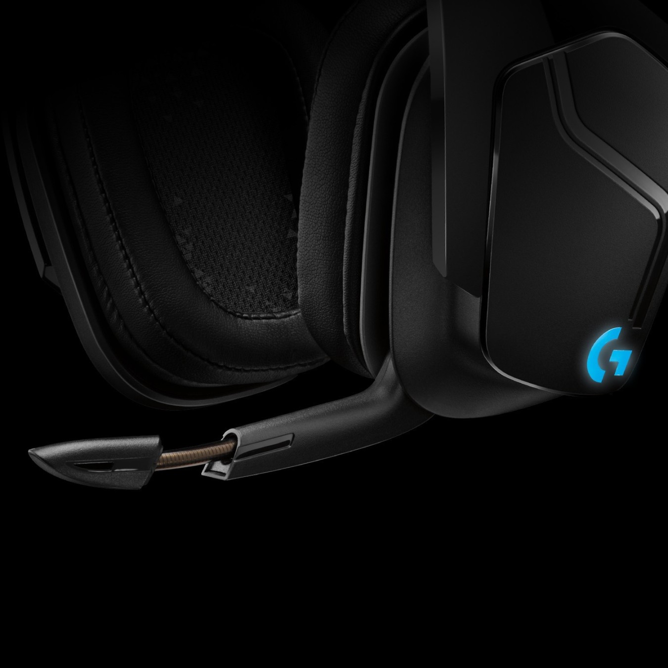 Logitech G935 Gaming Headset - G935 - Over-Ear, Boom Mic, ANC No, Wireless — Buy in Cyprus with Fast Delivery