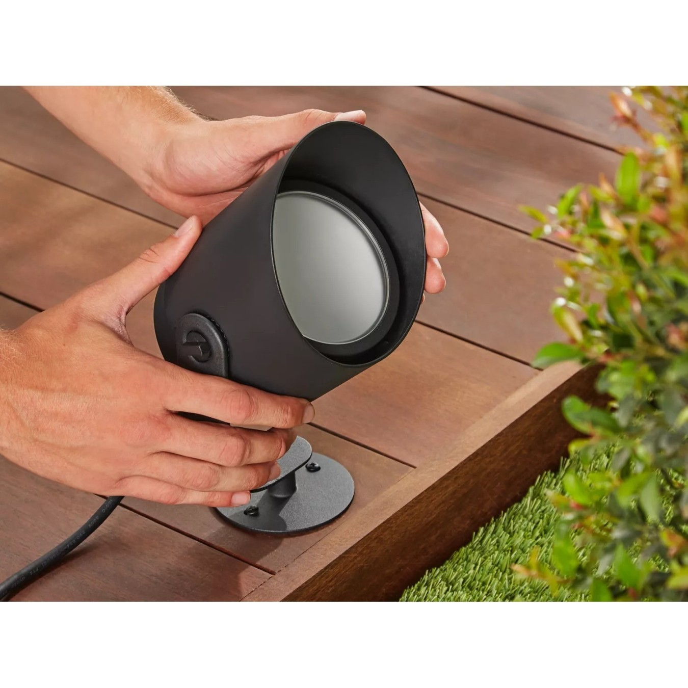 Philips Hue Lily XL Spot - RGB color, Dimmable, Zigbee, Floor Lamp — Buy in Cyprus with Fast Delivery