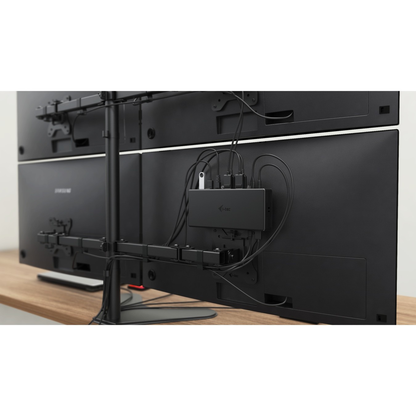 D I-TEC Dockingstation Quattro Display - DisplayLink Dock, 4x Display, USB-C Hub — Buy in Cyprus with Fast Delivery