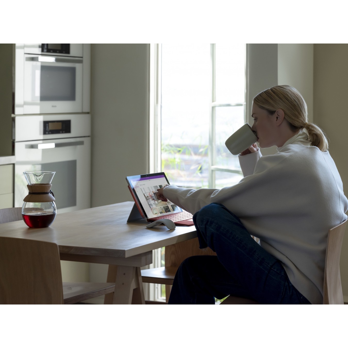 Microsoft Surface Arc Mouse - Light Gray - Ambidextrous, Bluetooth 5.x — Buy in Cyprus with Fast Delivery