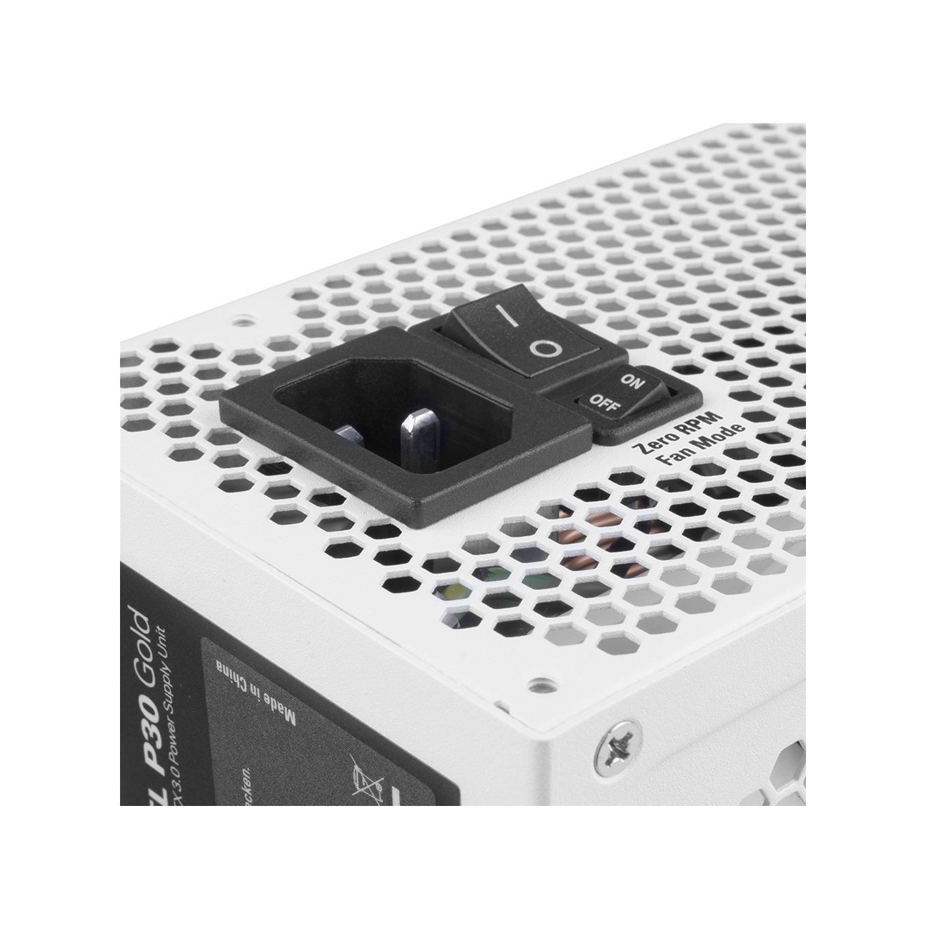 Sharkoon REBEL P30 Gold 1000W ATX3.0 - REBEL P30 - 1000W, ATX3.0, 80+ Gold, 12VHPWR, 4x PCIe, Cable Management