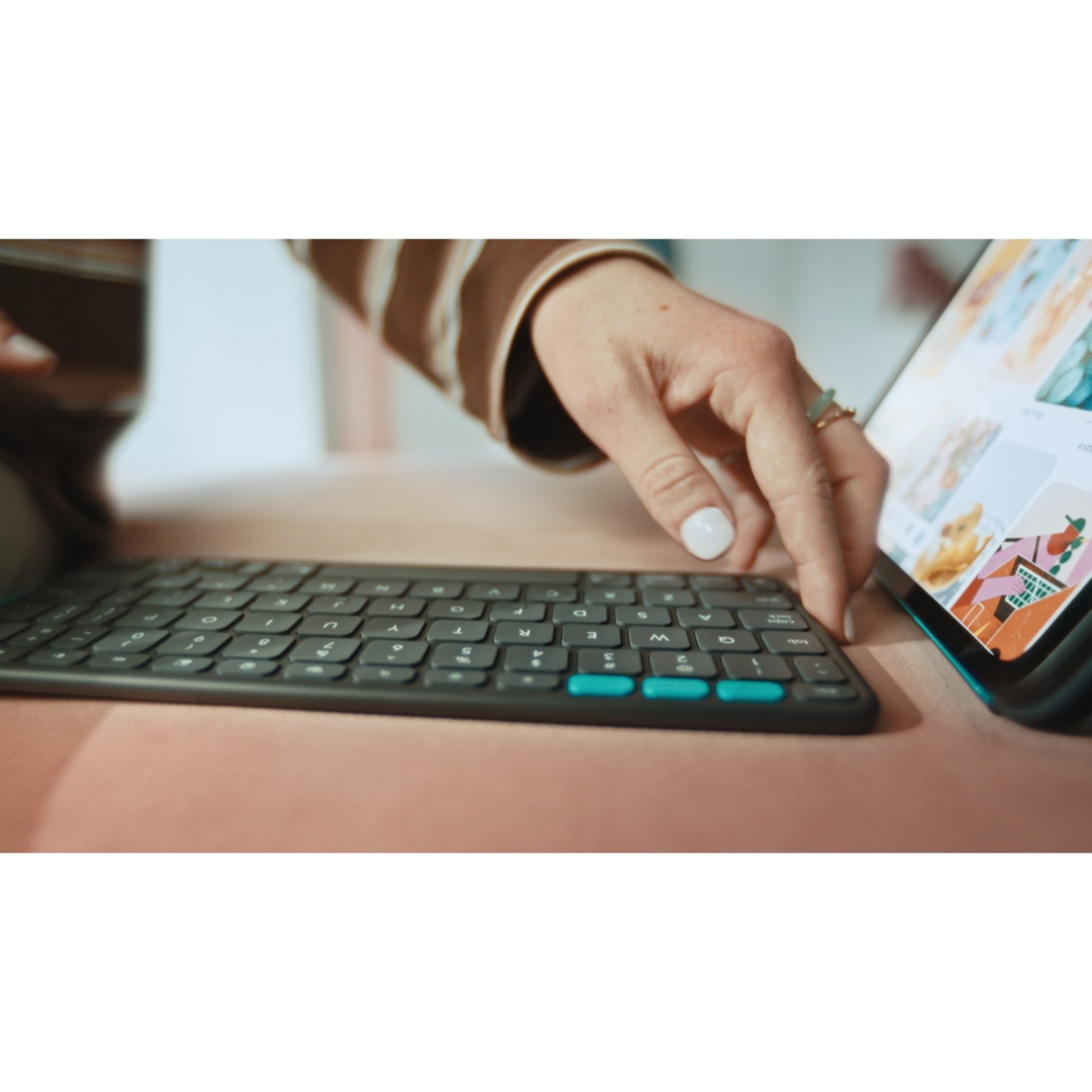 Logitech FLIP FOLIO - GRAPHITE - Folio/Stand Case — Buy in Cyprus with Fast Delivery