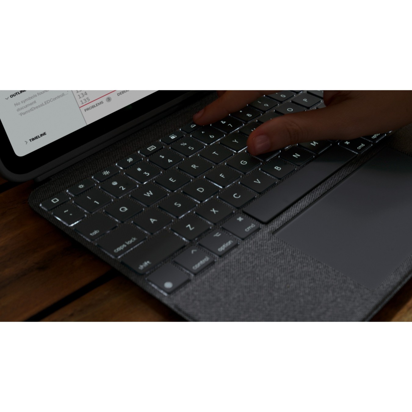 Combo Touch for iPad (10th Gen) - Detachable Keyboard Case, Adjustable Stand — Buy in Cyprus with Fast Delivery
