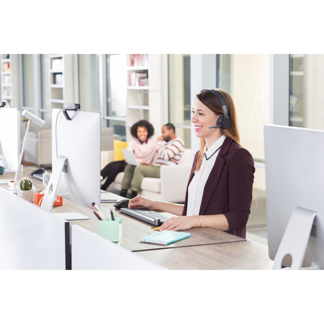 Logitech Zone Headset UC Wireless - On-Ear — Buy in Cyprus with Fast Delivery