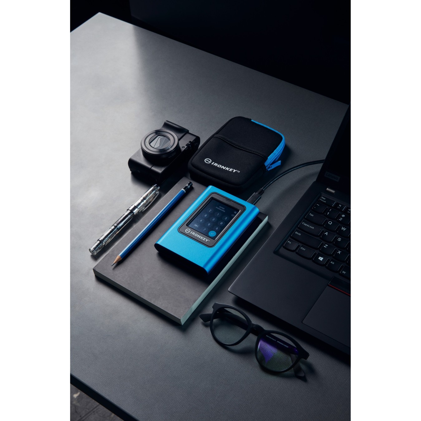 960GB Kingston IronKey Vault Privacy 80 USB 3.2 Gen1 - IronKey Vault Privacy 80 - Encrypted portable USB storage