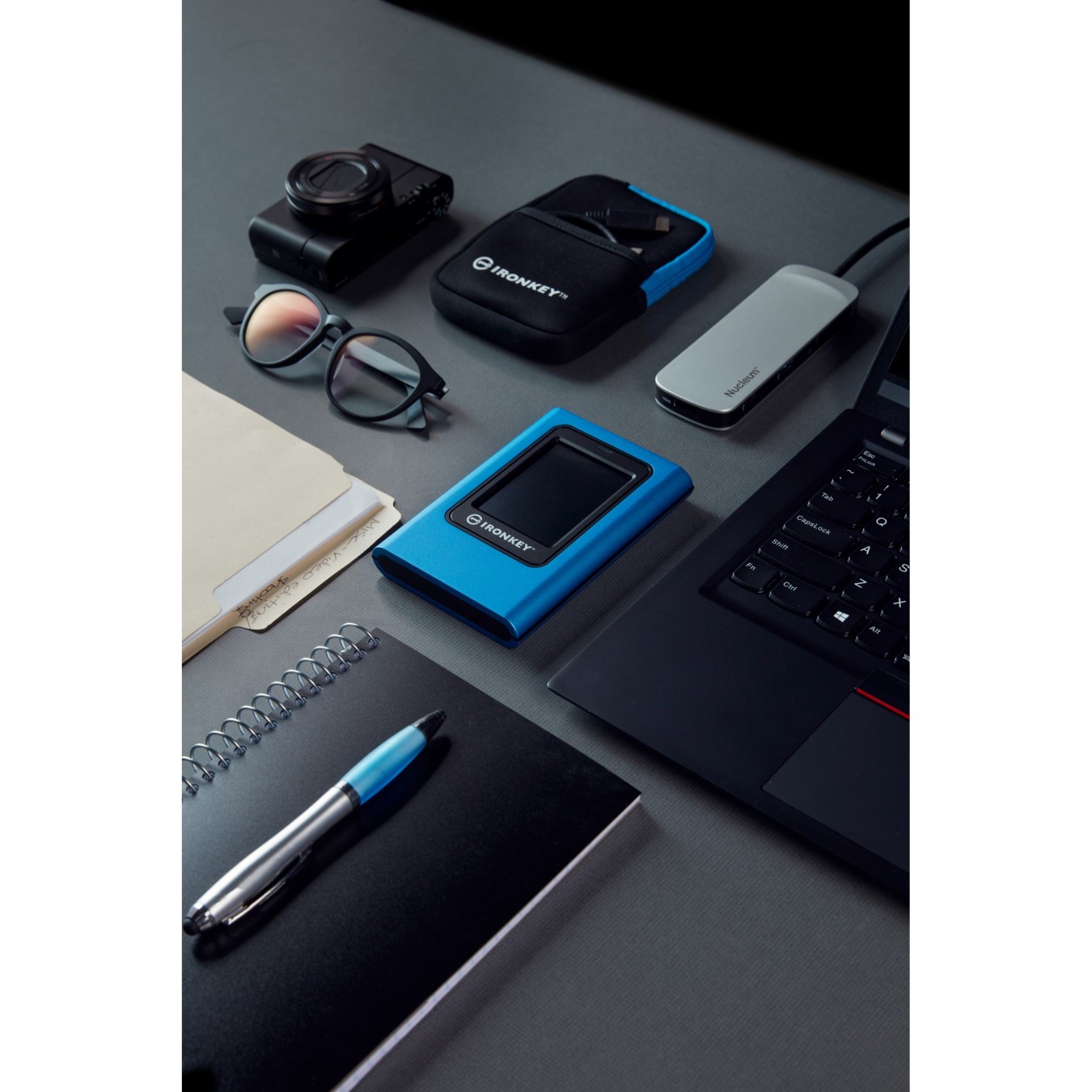 960GB Kingston IronKey Vault Privacy 80 USB 3.2 Gen1 - IronKey Vault Privacy 80 - Encrypted portable USB storage