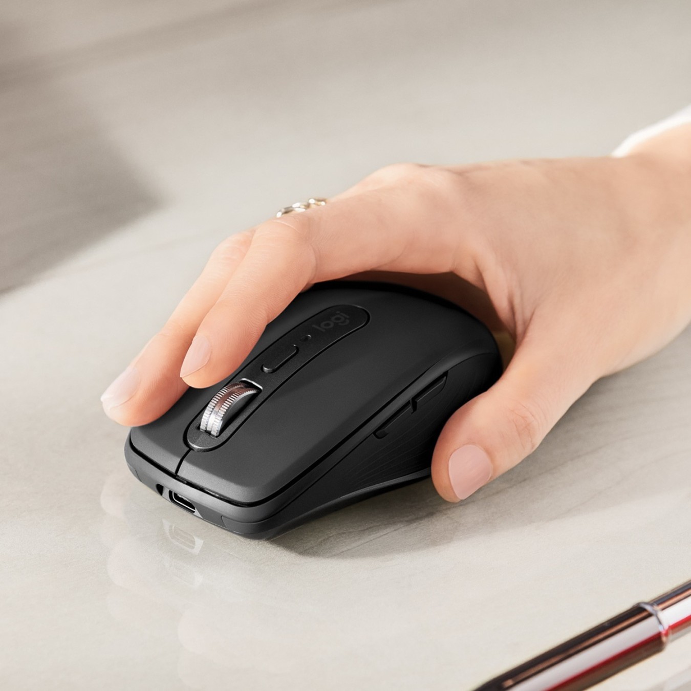Logitech MX Anywhere 3 - MX Anywhere 3 - Graphite, Bluetooth + USB-C Cable, 4000 DPI — Buy in Cyprus with Fast Delivery