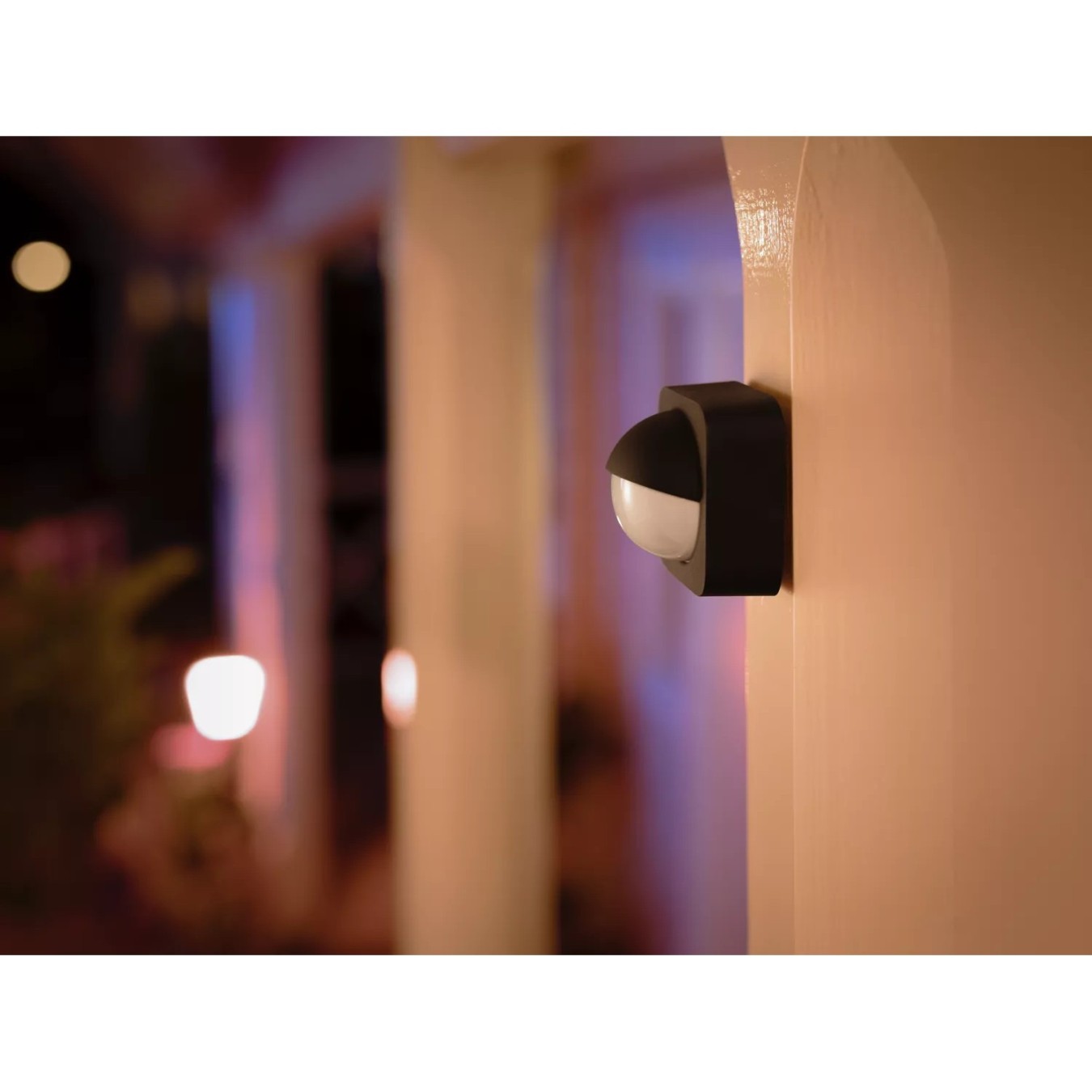 Philips Hue Outdoor Sensor - Black - PIR + Light, Zigbee, Battery — Buy in Cyprus with Fast Delivery