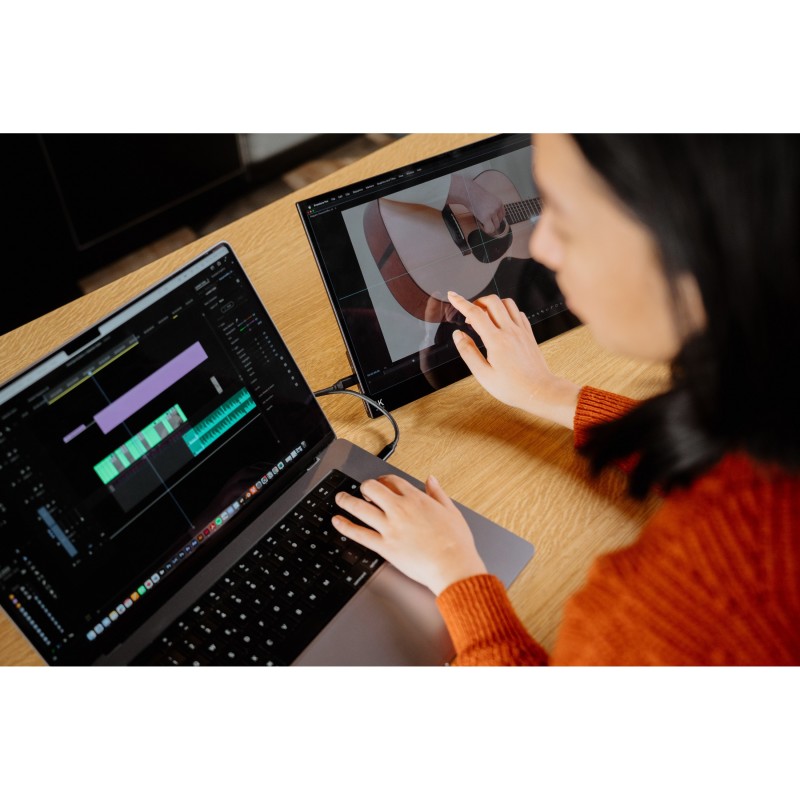 Buy Verbatim PMT-17 4K Portable Touchscreen Monitor - PMT-17 - 17.3in, 4K UHD, T... in Cyprus, Nicosia, Limassol, Larnaka, Pafos