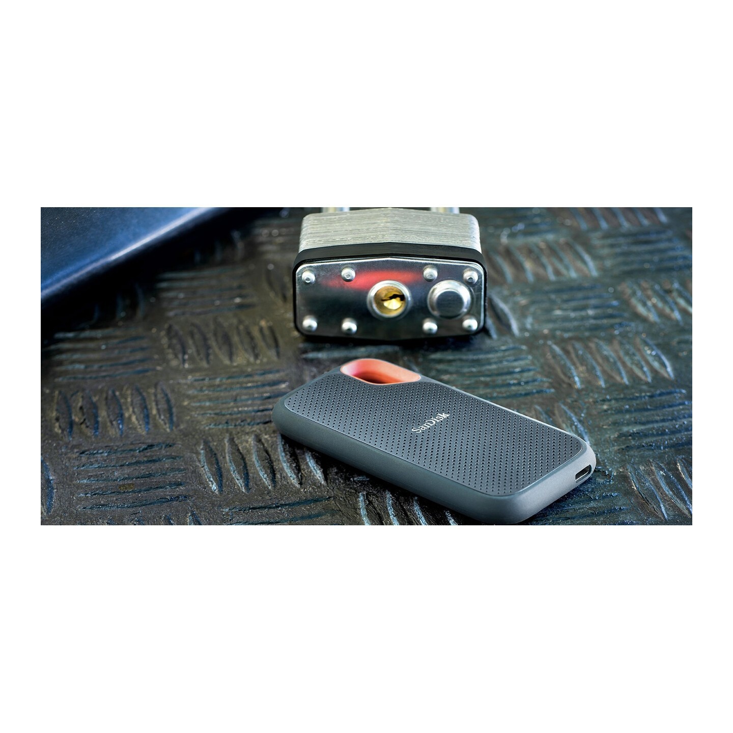 SanDisk Extreme V2 - 1TB - Portable USB 3.1 SSD - Black — Buy in Cyprus with Fast Delivery